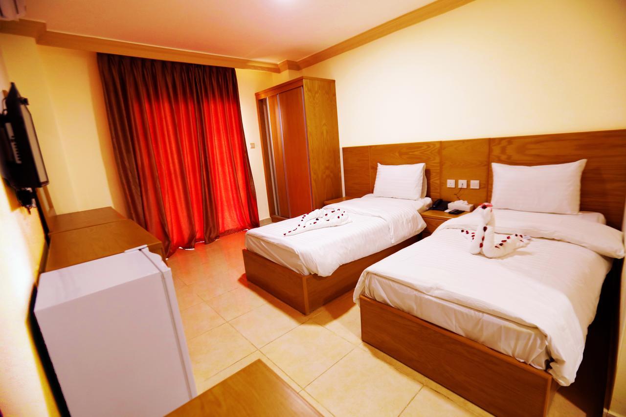 Jordan Flower Hotel Акаба Экстерьер фото